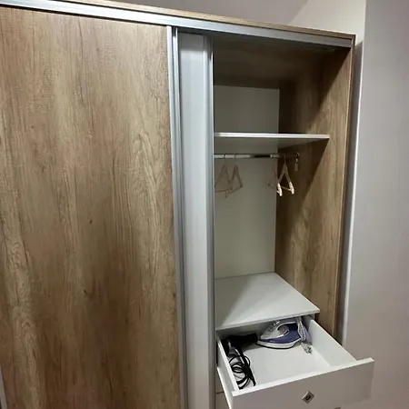 アパート Apartament In Cartierul Verde ! ブカレスト
