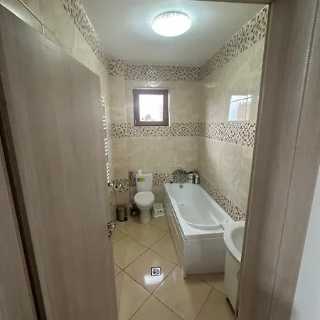 Apartament In Cartierul Verde ! * ブカレスト